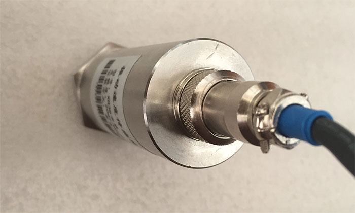 振動傳感器 不同測量環境下如何安裝振動傳感器?(圖1)